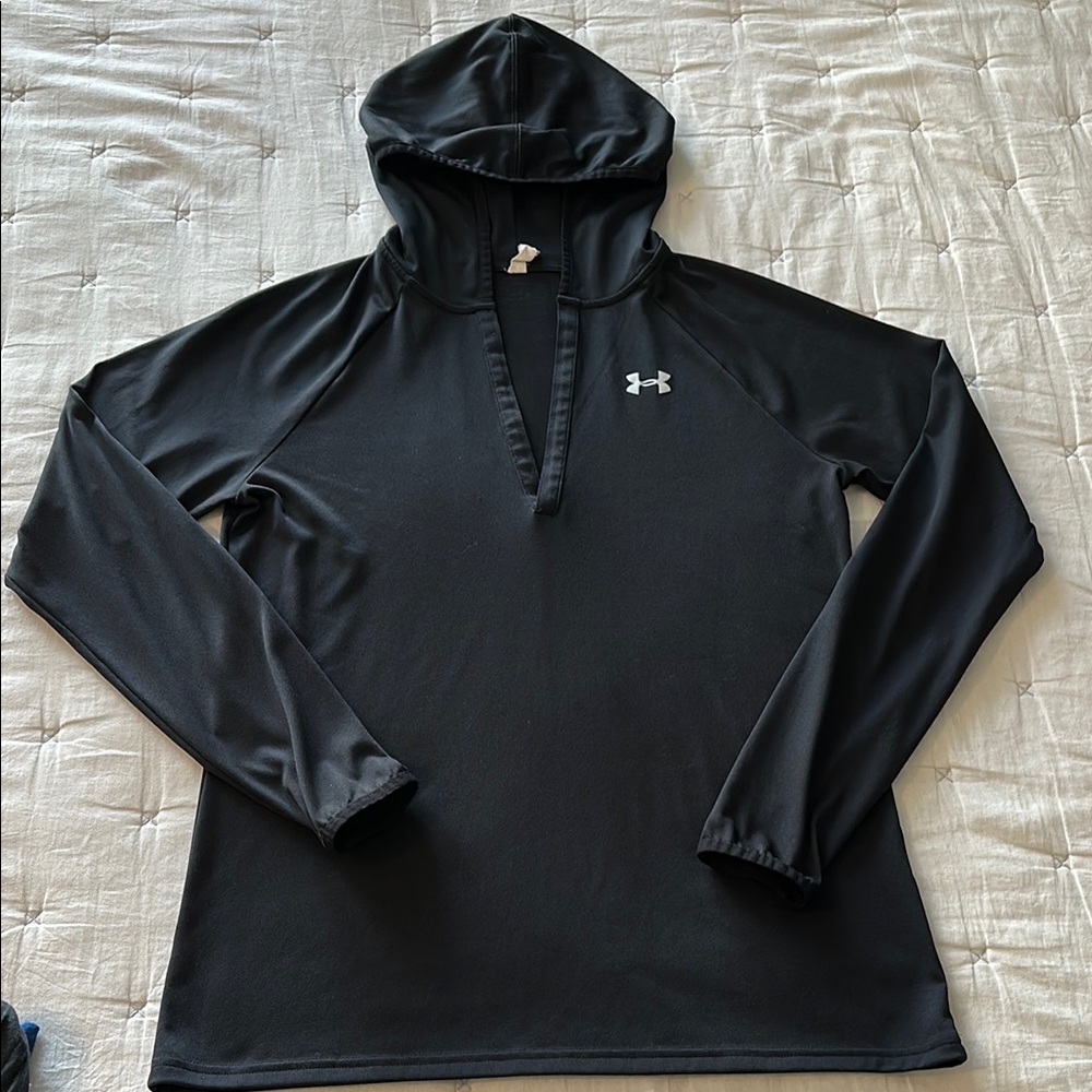 💕 2 for $15 - Under Armour lightweight Black Hoodie